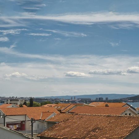 Apartment Noel Kastela Exterior photo