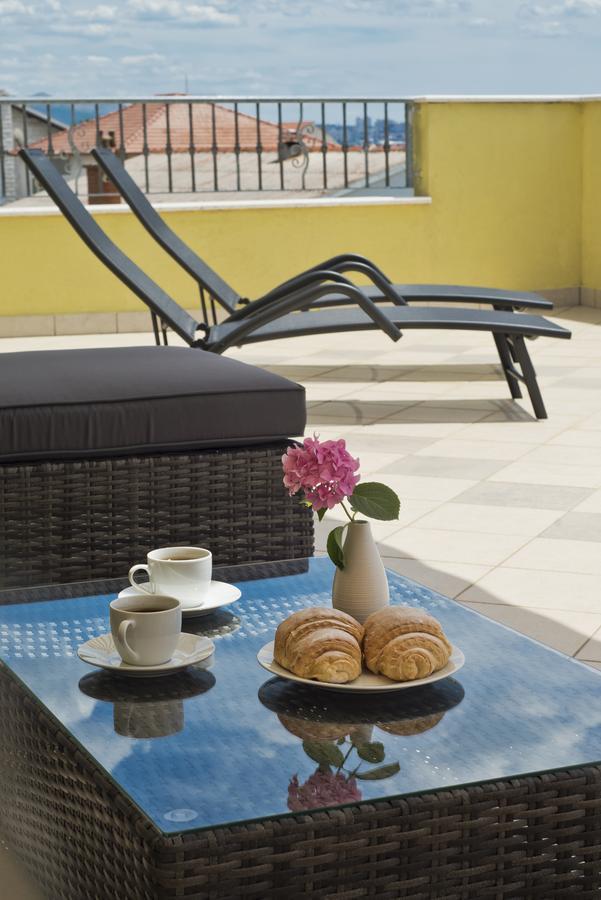 Apartment Noel Kastela Exterior photo
