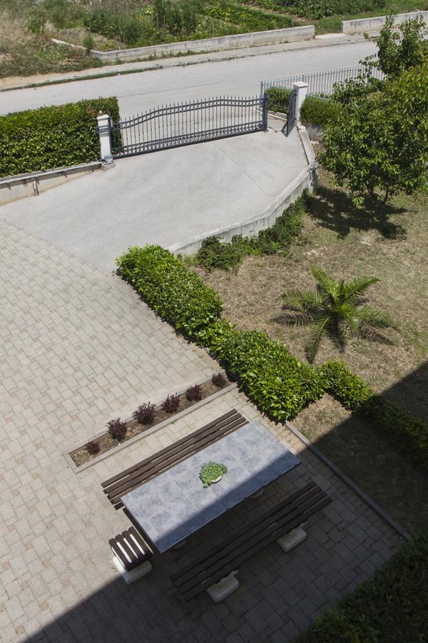 Apartment Noel Kastela Exterior photo
